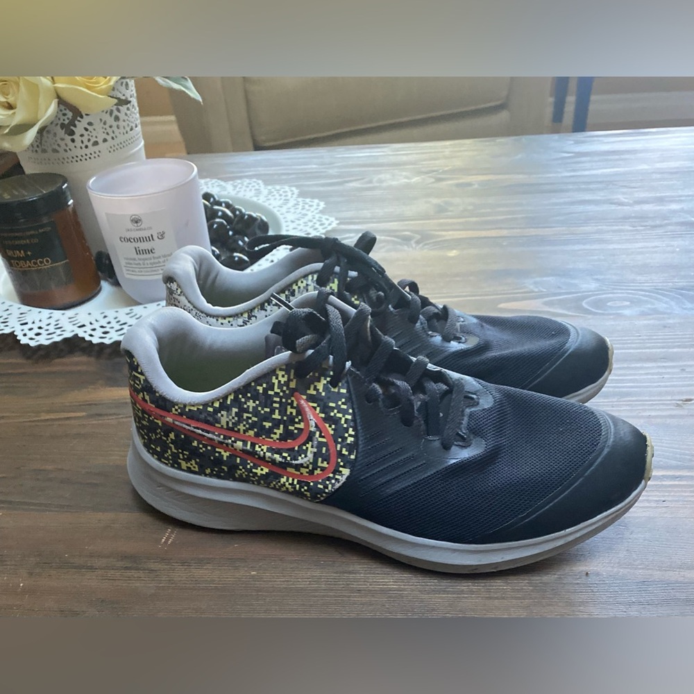 Nike Unisex- Star Runner Sneakers